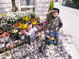 補助輪なしで自転車に乗れることが楽しくて仕方ない！